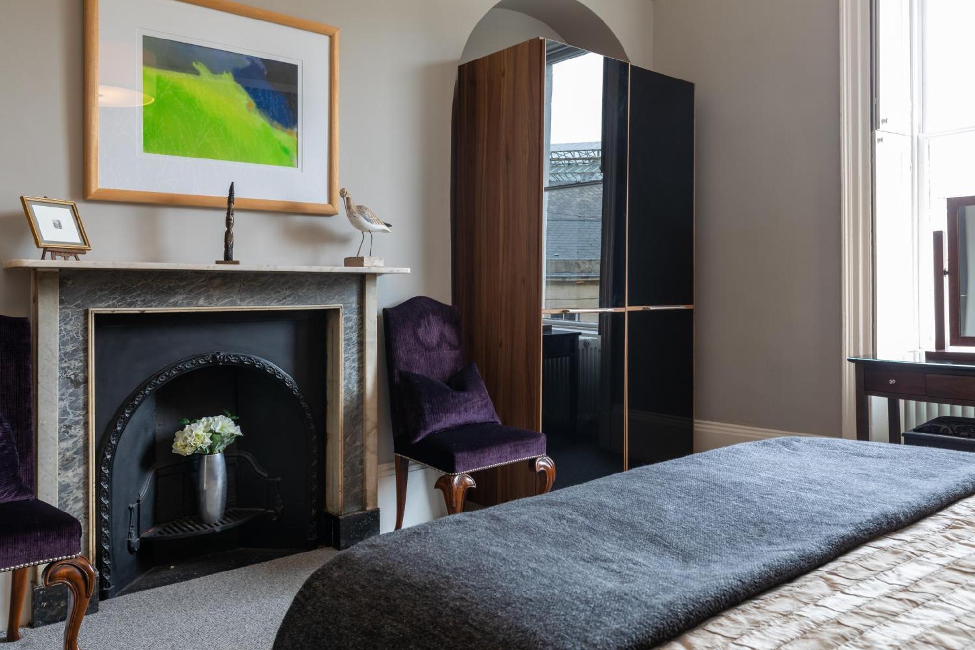 Spacious, Light-Filled Central Period Apartment Bath Exterior foto